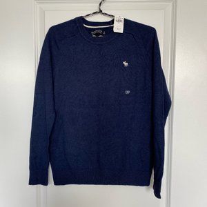 Abercrombie navy sweater (new)